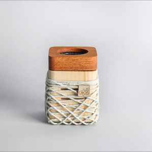 Porte-encens Bakhoor en bois et métal fini, brûleur d'encens tendance à prix abordable, décoration pour la maison et le jardin - Product Image 1