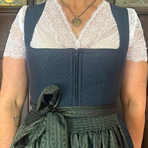 Women's Bavarian Style Dirndl <b>Dress</b> With Floral Embroidery Midi Length A-Line Vintage Folk Costume Short Sleeve Lace <b>Dress</b> - Product Image 5