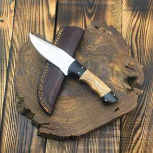 มีดสกินเนอร์ทำมือจากเหล็กกล้าไร้สนิม ใบมีดแบบ Fixed Blade ด้ามไม้  ปลายด้ามทำจากเขาสัตว์สีดำ พร้อมปลอกหนัง-OEM สำหรับกิจกรรมกลางแจ้ง ตั้งแคมป์ และเอาตัวรอด - Product Image 5