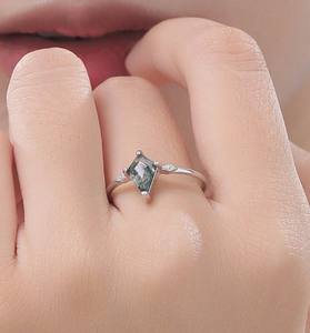 Anillo de compromiso clásico de una sola piedra de ágata musgosa con corte rombo de 1 quilate en plata de ley, anillo de ágata musgosa con forma de cometa - Product Image 5