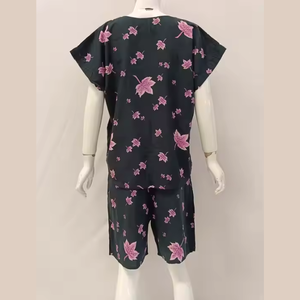 Conjunto de pantalones cortos de rayón de verano con ropa de dormir con cuello en V Cierre de cordón de estilo simple para padres que amamantan - Product Image 2