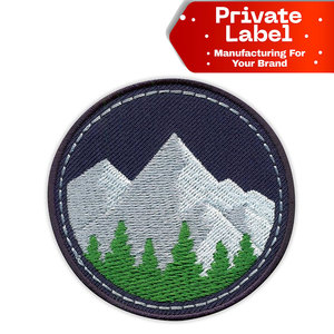 Écussons tissés sur mesure, forme personnalisée, bordure surjetée, découpe laser, OEM, logo personnalisé, écussons tissés damassés à coudre sur vêtement, directement de l'usine - Product Image 1