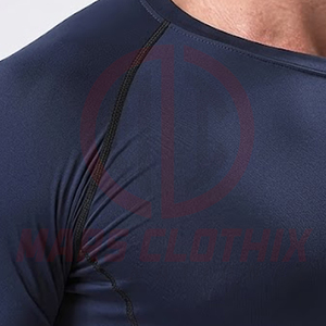 Conjunto de camiseta y pantalones de compresión para gimnasio para hombre, de secado rápido, manga larga. - Product Image 3
