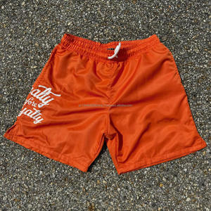 Short coupe-vent en nylon de 5 pouces de style de rue pour hommes tendance multicolore conception personnalisée taille élastique motif solide poches - Product Image 1