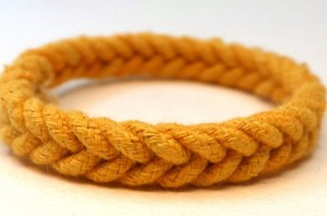 Pulsera de cuerda de espiga delgada de alta calidad, elegante y hermosa - Product Image 1