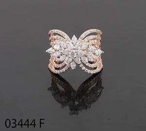 Anillo de Compromiso de Diamante Cultivado en Laboratorio con Triple Torsión en Oro Sólido de 10k, Corte Elegante, Certificado IGI, Moderno para Bodas y Fiestas, para Mujer - Product Image 1