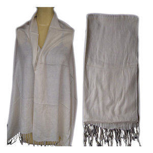Elegante Pashmina Jacquard Lisa, Chal de Invierno Suave y Lujoso para Hombre y Mujer, Hecho a Mano, Ligero y de Primera Calidad - Product Image 2