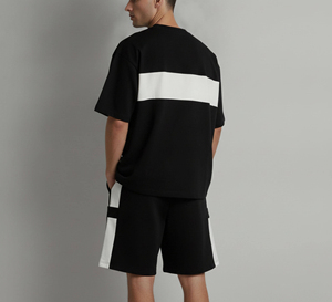 เสื้อยืดคอกลมแขนสั้นผ้าฝ้าย 100% ดีไซน์ใหม่สำหรับผู้ชาย ระบายอากาศได้ดี สวมใส่สบาย สไตล์ลำลอง ทูโทน ทรงปกติ ชุดเซ็ตเสื้อยืดกับกางเกงขาสั้น ไซส์พลัส สำหรับฤดูร้อน - Product Image 2