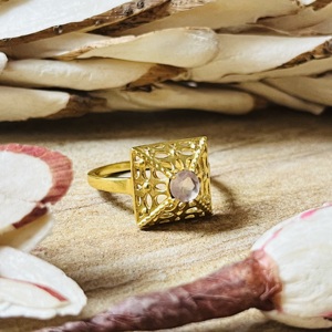 New Arrival Rose Quartz Geometric Filigree <b>Ring</b> Boho Brass <b>Ring</b> For Women 18k Gold Plated <b>Dainty</b> Pyramid <b>Ring</b> Wholesale/OEM/ODM - Product Image 4