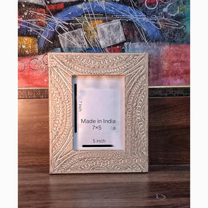 Cadre photo en bois vintage, artisanal, rustique, classique, moderne, cadre photo en bois, design minimaliste, décoration de table - Product Image 4