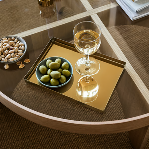 Plateau décoratif en laiton poli or de qualité supérieure, lourd et élégant, idéal pour les mariages exclusifs, les cadeaux de luxe et les événements d'entreprise - Product Image 3