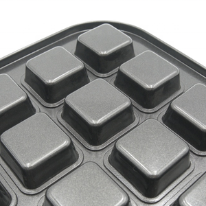 Molde para 48 mini muffins cuadrados, de acero al carbono con revestimiento antiadherente duradero para hornear mini pasteles en fiestas caseras. - Product Image 5