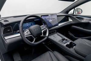 BYD Sealion 7 RWD ระบบขับเคลื่อนอัจฉริยะ - สีขาวภายในสีดำ สำหรับส่งออกเท่านั้น - Product Image 3