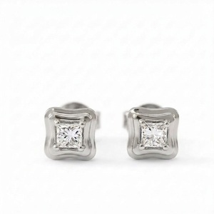 Aretes Clásicos EF VVS de Oro Amarillo de 14K con Diamantes de Laboratorio, Aretes de Diamantes de 2 mm, Delicados para Uso Diario, Regalo para Chicas - Product Image 3