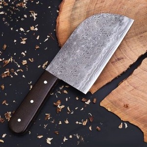 Couteau de chef artisanal personnalisé en acier Damas avec manche en Micarta, étui en cuir, compatible lave-vaisselle, design moderne - Product Image 5