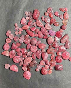 Venta al por Mayor de Piedras Preciosas Talladas a Mano en Forma de Hoja de Rubí, Piedras Sueltas Naturales de Diferentes Formas y Tamaños para la Fabricación de Joyería, Proveedor al por Mayor - Product Image 4
