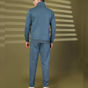 Ensemble de survêtement personnalisé pour hommes, design décontracté, en molleton, pour l'entraînement, grandes tailles, avec fermeture éclair et pantalon de jogging - Product Image 3