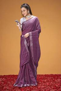 Collection de saris légers et tendance avec un tissu de blouse de créateur - Product Image 3