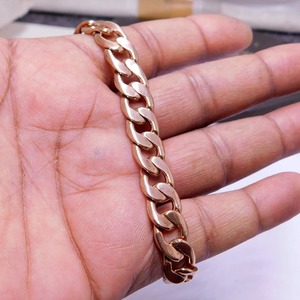 Collier chaîne à maillons en alliage de cuivre plaqué or 18 carats avec design couronne sertie de griffes, bijoux hip-hop unisexe, cadeau - Product Image 1