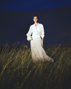 แจ็คเก็ตผู้หญิงมาใหม่ ดีไซน์หรูหรา รุ่น FROST WHISPER คอตั้ง รับผลิตแบบ ODM เสื้อแจ็คเก็ตคุณภาพสูงสำหรับผู้หญิง เสื้อผ้าผู้หญิงคุณภาพดี - Product Image 3