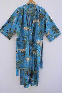 Bata Kimono de Algodón Suave y Transpirable con Estampado de Dibujos Animados Naaz Textile para Mujer, Camisón de Verano Hecho a Mano ODM con Cuello en V y Cintura Elástica - Product Image 5