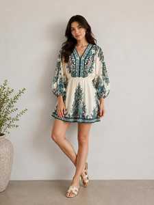 Blusa Casual Floral Boho para Vacaciones de Verano (Viscosa de Seda Ecológica, Talla Única) - Product Image 4