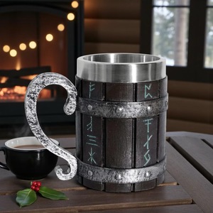 Mug Viking en bois fait main avec bandes et rivets métalliques, forme ronde antique, décoration d'intérieur durable - Product Image 4