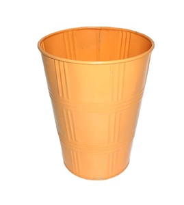 Modern Decorative Planter <b>Pot</b> with Durable Metal Construction for Indoor Outdoor Plant Decoration - Product Image 2