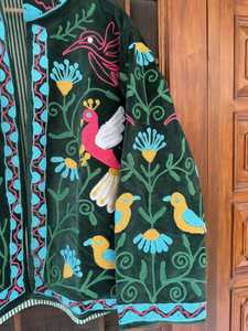 Veste en velours vert brodée de style bohème artisanal, magnifiquement décorée, authentique, faite à la main, avec des motifs floraux, vêtement d'extérieur. - Product Image 6