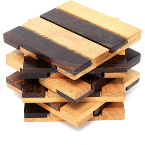 Juego de 4 Posavasos de Madera Multitono a Rayas |   Posavasos Artesanales de Madera Natural |   Decoración Rústica para Mesa - Product Image 2