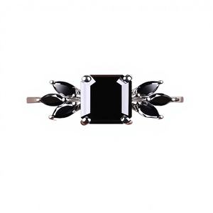 Bague Moissanite en forme d'émeraude noire et de marquis Belle bague de fiançailles personnalisée en diamant Moissanite et autres - Product Image 3