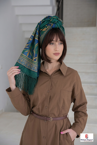 Pañuelo Cuadrado Personalizado Premium con Borlas, Tela Ligera y Suave, Pañuelo de Moda para Mujer, Bajo MOQ, Suministro OEM - Product Image 6