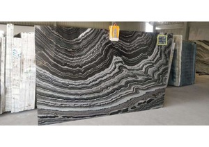 กระเบื้องปูพื้นหินอ่อนสีดำธรรมชาติอินเดีย UNITED STONE ทนทาน เป็นมิตรกับสิ่งแวดล้อม ขัดเงา เหมาะสำหรับวิลล่า โรงพยาบาล สำนักงาน และอาคารต่างๆ - Product Image 2