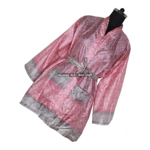 KS003 Magnifique Kimono Sari Vintage, Robe Courte d'Été à Imprimé Floral Bohème, Manches Longues Amples, Style Vacances Vintage - Product Image 1