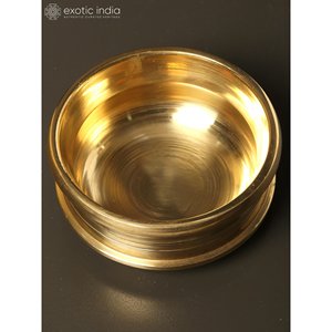 Petit Urli arrondi en laiton de 4 pouces fait à la main pour la décoration intérieure et les cadeaux Article fabriqué en Inde - Product Image 1