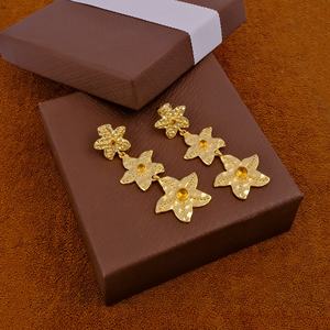 Boucles d'oreilles de créateur Boho Chic triple étoile de mer fabriquées à la main en quartz citrine plaqué or bijoux tendance en forme de goutte - Product Image 5