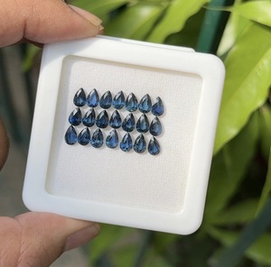 Zafiro Azul Australiano Natural de 6x4 mm, 9.75 Quilates, Corte Pera, Calidad Premium, con Efecto de Luz, para Joyería Fina - Product Image 1