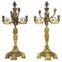 Ensemble de porte-bougies modernes en métal argenté, hauts et fins, pour bougies coniques, centre de table décoratif minimaliste