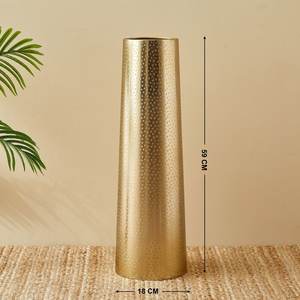 Elegante Florero Cilíndrico Cónico de Metal Dorado Mate, Delicado Patrón Triangular Grabado, Hecho a Mano, Resistente al Óxido, Moderno y Lujoso - Product Image 5