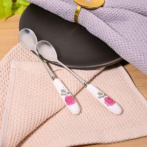 Juego de 2 Cucharas para Postre con Estampado de Hortensias, Herramientas Esenciales para Delicias Dulces - Product Image 3