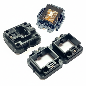 Moldeo por Inyección de Plástico para Pruebas y Empaquetado de Circuitos Integrados: Diseño de Componentes Semiconductores de Precisión para Producción en Serie - Product Image 1