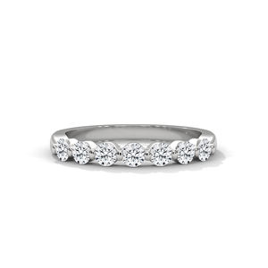 Anillo de Media Eternidad con Diamantes Cultivados en Laboratorio en Plata, Joyería Fina para Mujer, Regalo de Aniversario o Boda, Elegante para Uso Diario - Product Image 1