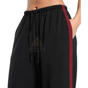 กางเกงวอร์มเอวสูงทรงขาบานสำหรับผู้หญิง ปี 2026 ผ้าฝ้าย/โพลีเอสเตอร์ ระบายอากาศได้ดี ปักโลโก้ สไตล์ลำลอง - Product Image 3