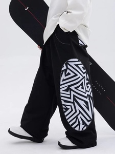 Vestes de snowboard cargo personnalisées OEM, coupe ample, poches utilitaires, tissu durable, imperméables, pour sports d'hiver professionnels - Product Image 2