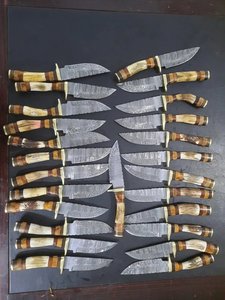 Cuchillo Skinner de Acero de Damasco Hecho a Mano, Lote al por Mayor, Mango de Asta de Ciervo, Guarda de Latón, Separador de Madera Apilada, Utilitario para Camping, Venta al por Mayor - Product Image 3