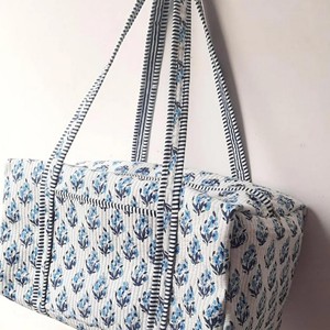 Handcrafted Luxury Sport Eco-Friendly Cotton Quilted <b>Duffel</b> <b>Bag</b> Floral Print Large Capacity Travel <b>Bag</b> Adjustable Strap - Product Image 3