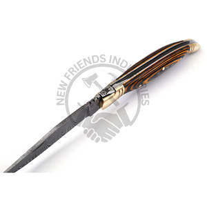 มีดพับ Laguiole ใบมีดเหล็กดามัสกัส ยาว 8.5 นิ้ว มีดพกทำมือคุณภาพเยี่ยม พร้อมด้ามไม้สีน้ำตาลหลายเฉดและปลอกทองเหลือง - Product Image 4