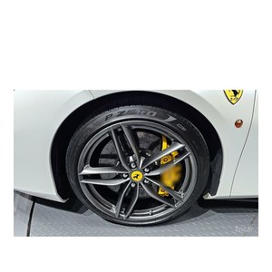 Ferrari 488 3.9 de 2017 avec boîte de vitesses automatique, 41 145 km, conduite à gauche - Product Image 5
