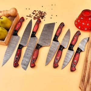 Ensemble de couteaux de cuisine haut de gamme en acier Damas à 67 couches, faits à la main, avec étui en cuir, manche en bois ambidextre, couteaux de chef pour couper - Product Image 3