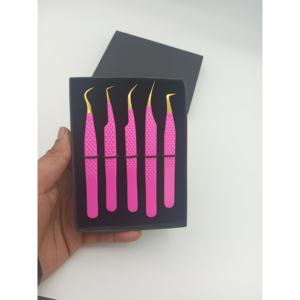 Pinzas para Pestañas de Acero Inoxidable de Precisión con Punta Lisa, Color Personalizado, Modelo 667, Empaque en Caja, Marca Privada, Revendedores de Productos de Belleza - Product Image 1